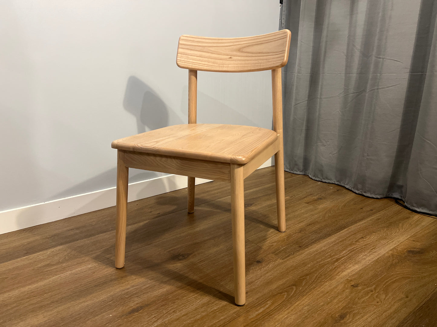 Zen dining chair