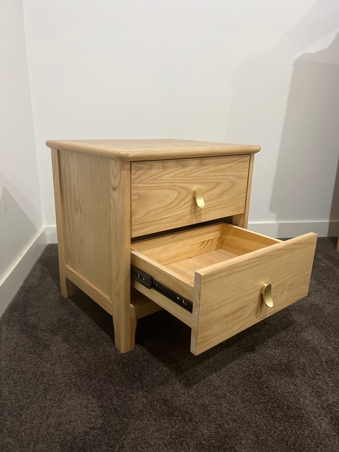 Ashford Bedside table